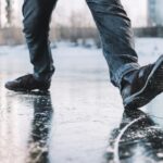 Bei Eisglätte zur Arbeit.