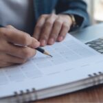 Geschenkte Freizeit vom Kollegen: Ist eine Übertragung von Urlaubstagen rechtlich zulässig?